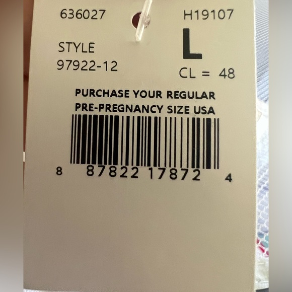 Jessica Simpson Women's Side Panel Destructed Maternity Shorts White Size Large - Picture 9 of 9